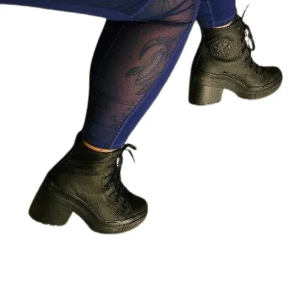 CONVERSE Chuck 70 De Luxe Leather Chunky Heel Lace Up Sneaker Boots Womens 6.5 - Picture 11 of 11